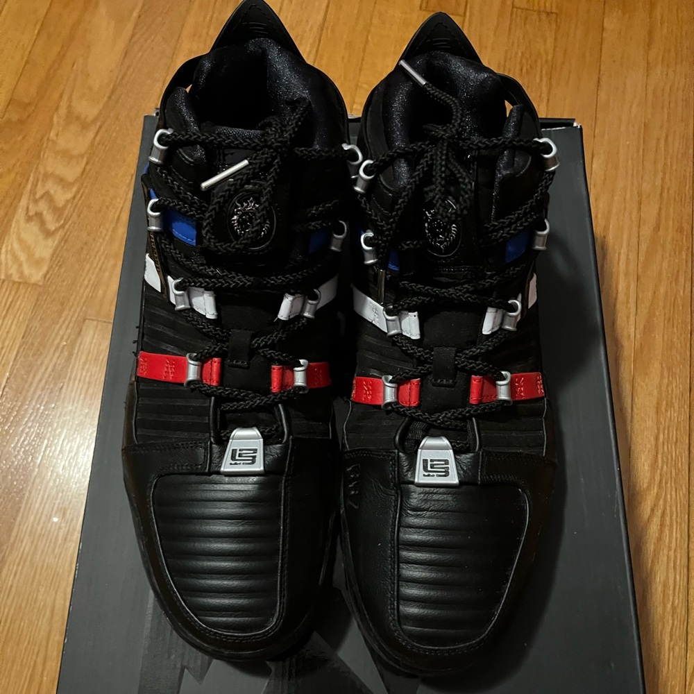 Lebron 3 - Men - Barbershop - Used - With box